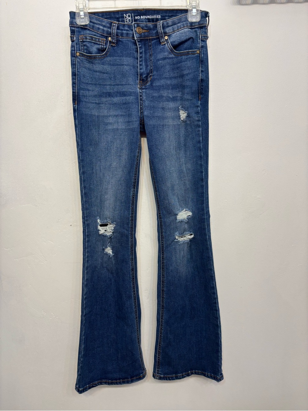 No Boundaries Dark Blue Wash Distressed Stretch Flare Jeans Junior’s Size 5